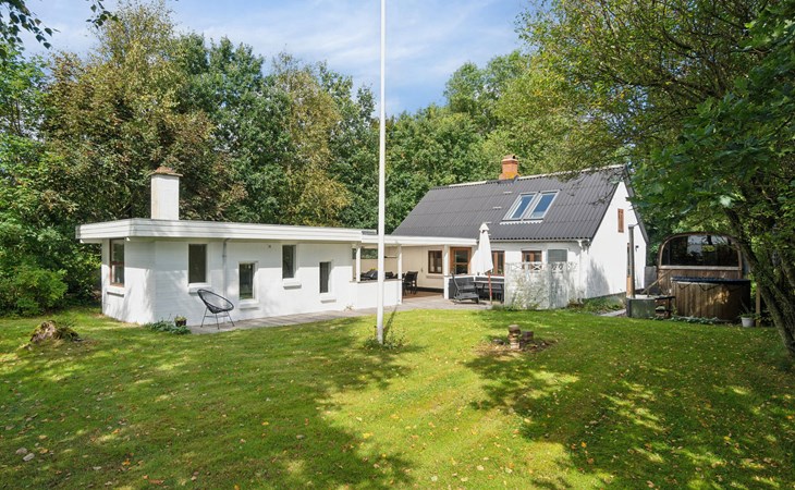 Lovely home in Thyholm with sauna 1