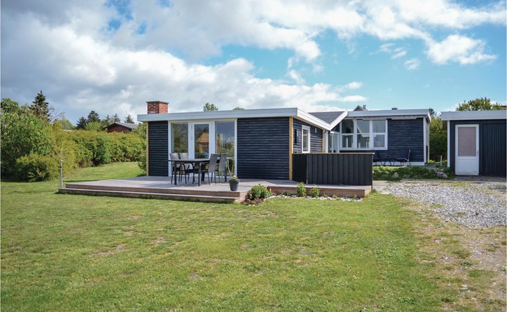Cozy home in Knebel with house sea view 1