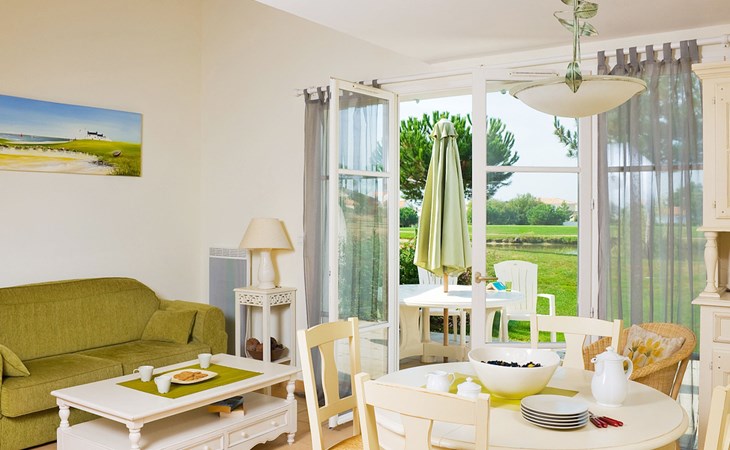 The Domaine de Fontenelles (SGC210) 1