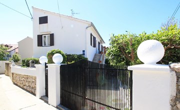 Charmante Ferienwohnung in Baška mit Eigener Terrasse 3