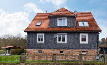 2 bedroom nice apartment in Suhl 3