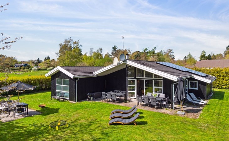 "Amiira" - 500m from the sea 1