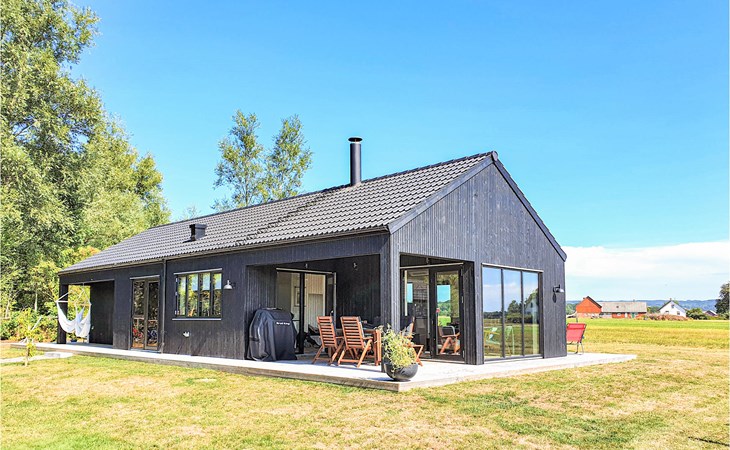 Awesome home in Förslöv with WiFi 1