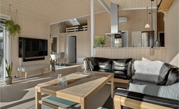 3 bedroom nice home in Haarby 3