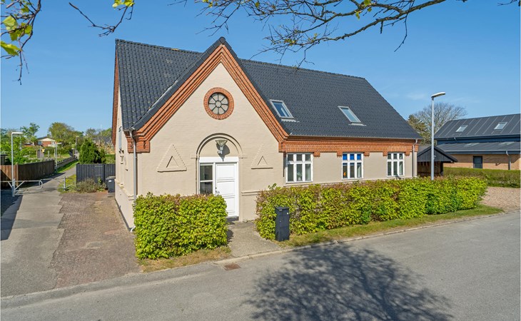 Cozy home in Struer with kitchen 1