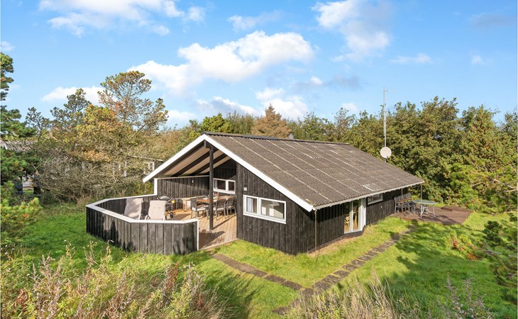Awesome home in Oksbøl with sauna 1