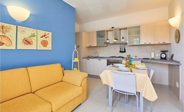 Awesome home in Magliolo with kitchen 3