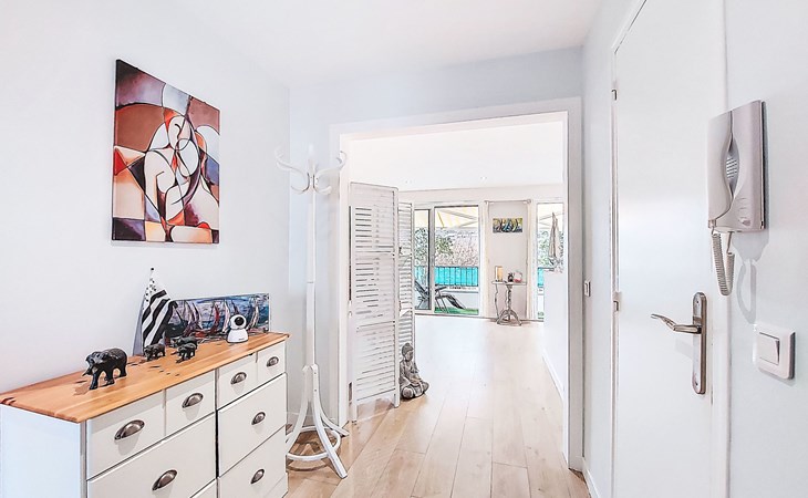 Port et plage à pied, linge inclus 1