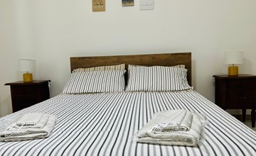 Daniele mit Meerblick 2