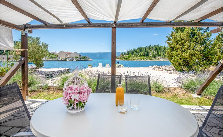Lovely apartment in Blace with WiFi 1