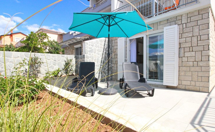 Studio Apartment More 1