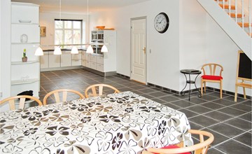 Cozy home in Bredebro with WiFi 2