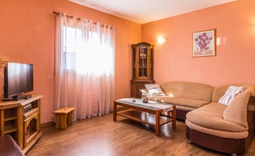Villa Laura (KST414) 3