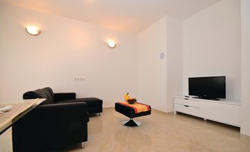 Beautiful apartment in Nin 3