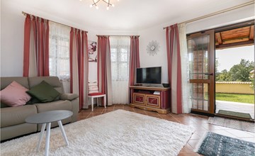 Villa Shirin 2