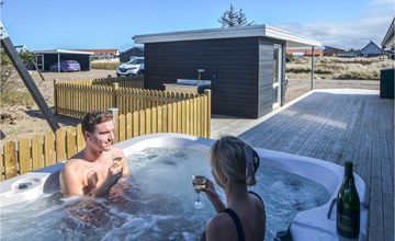 Amazing home in Thisted with sauna 2