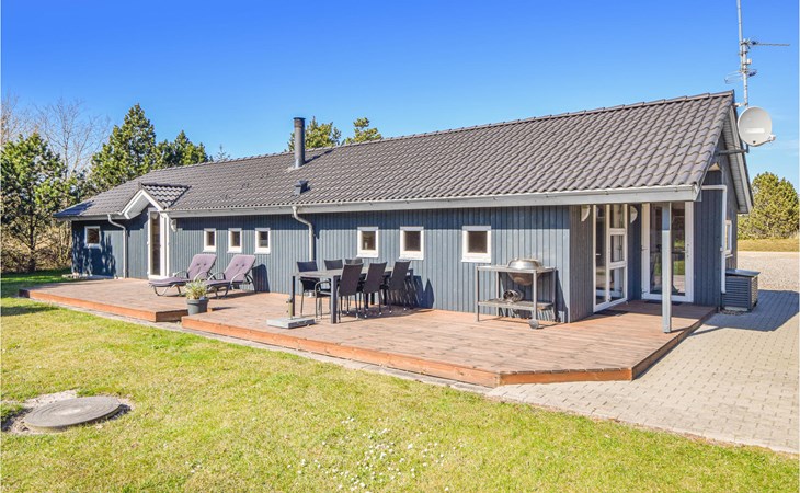 Cozy home in Blåvand with sauna 1