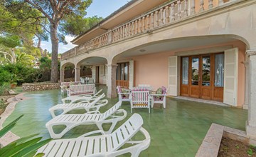 5 bedroom awesome home in Santanyi 3