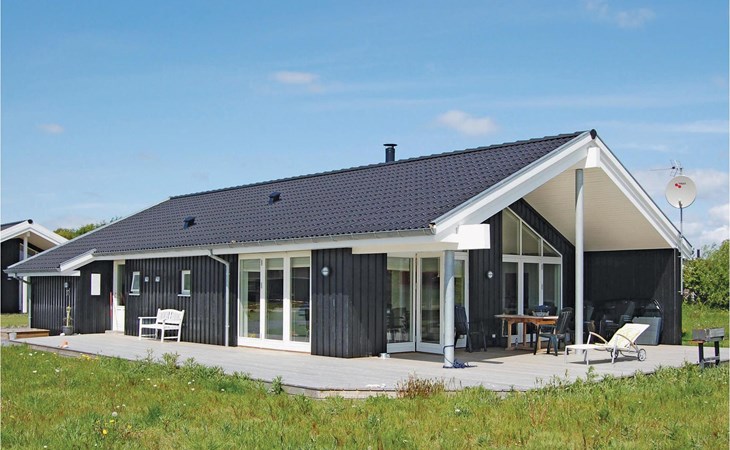 4 bedroom beautiful home in Rudkøbing 1