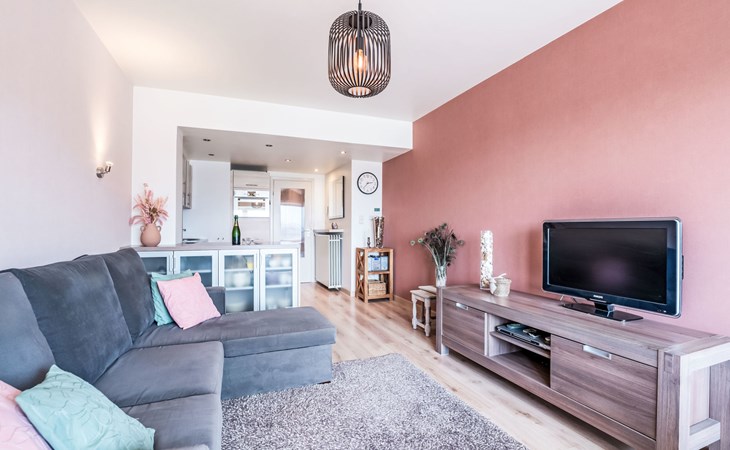 Bella I with parking and harbour view 1