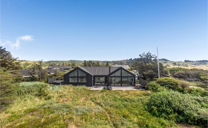 Lovely home in Blokhus with sauna 1