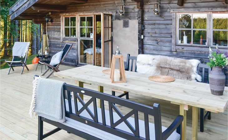 Lovely home in Länghem with lake view 1