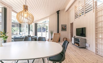 Lovely home in Nexø with kitchen 3