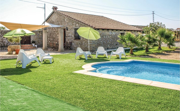 Awesome home in Villanueva del Duque 1