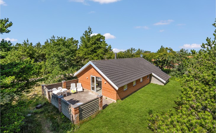 Amazing home in Ulfborg with Sauna and 4 Bedrooms 1