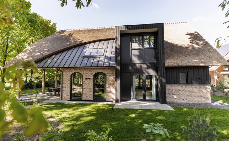 Boerderij Villa with Indoor Pool & Wellness | 12 persons 1