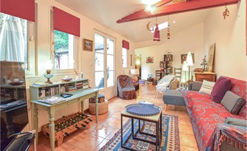 Nice home in Honfleur with Wi-Fi 2
