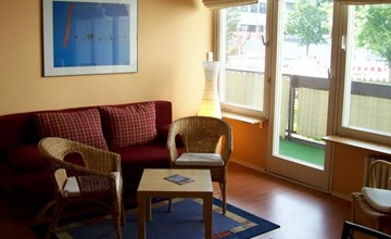 Stylische Ferienwohnung mit Südbalkon in Messenähe 2