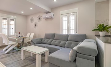 Two-bedroom stunning home in El Gastor 3