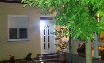 in Bük im Parterre mit Garten 2