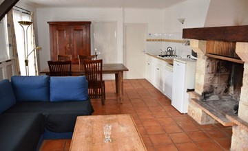 Chateau Prayssac - A op kleinschalig vakantiepark met zwembad 3