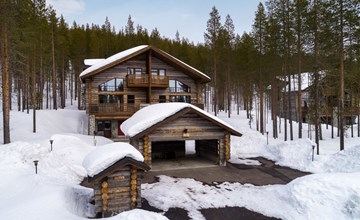 Karhunkieppi 9a, 2 skipasses included 2