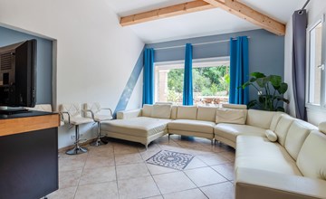 Beautiful home in Le Val 3