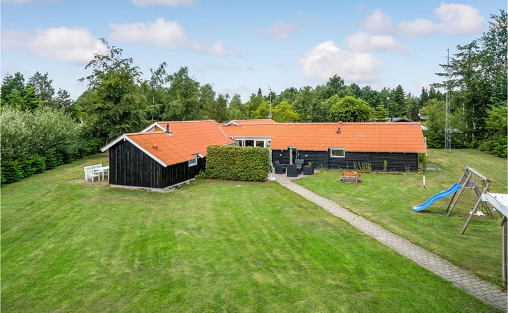 Cozy home in Væggerløse with sauna 1