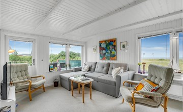 Gorgeous home in Løgstør with kitchen 3