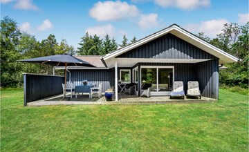 Cozy home in Blåvand with kitchen 2