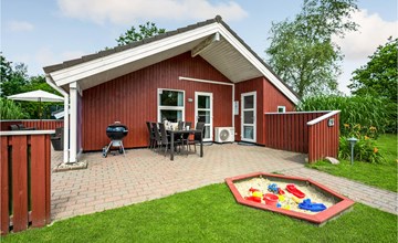 Cozy home in Oksbøl with kitchen 2