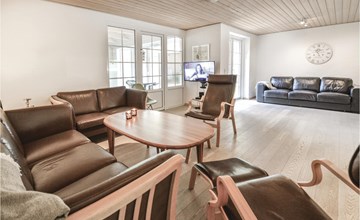 Stunning home in Væggerløse with sauna 3