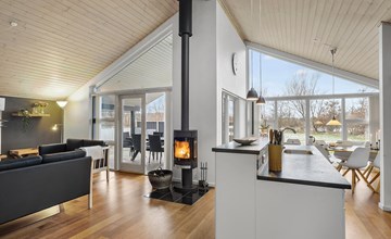Amazing home in Brovst with kitchen 2