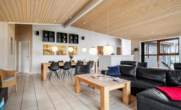 Amazing home in Henne with sauna 2