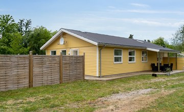 "Barth" - 950m from the sea in Sealand 2