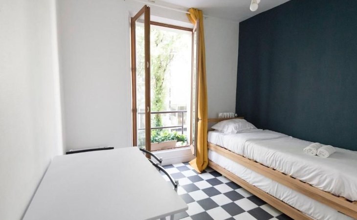 Zimmer mit Badezimmer 1