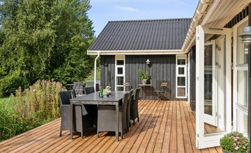 "Maureen" - 300m from the sea 2