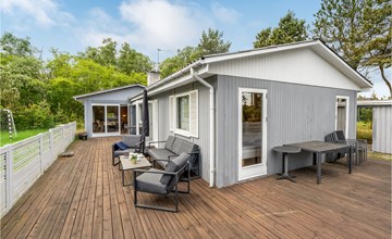 Amazing home in Væggerløse with WiFi 2