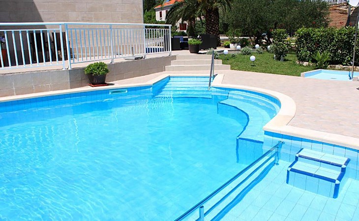 Cozy apartment in Cilipi with WiFi 1