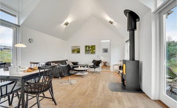 Gorgeous home in Bindslev with kitchen 3
